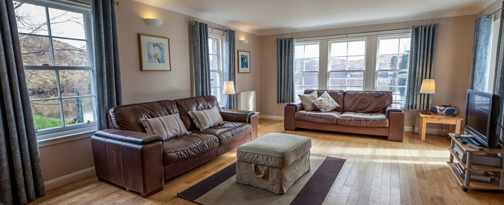smiddy livingroom 2